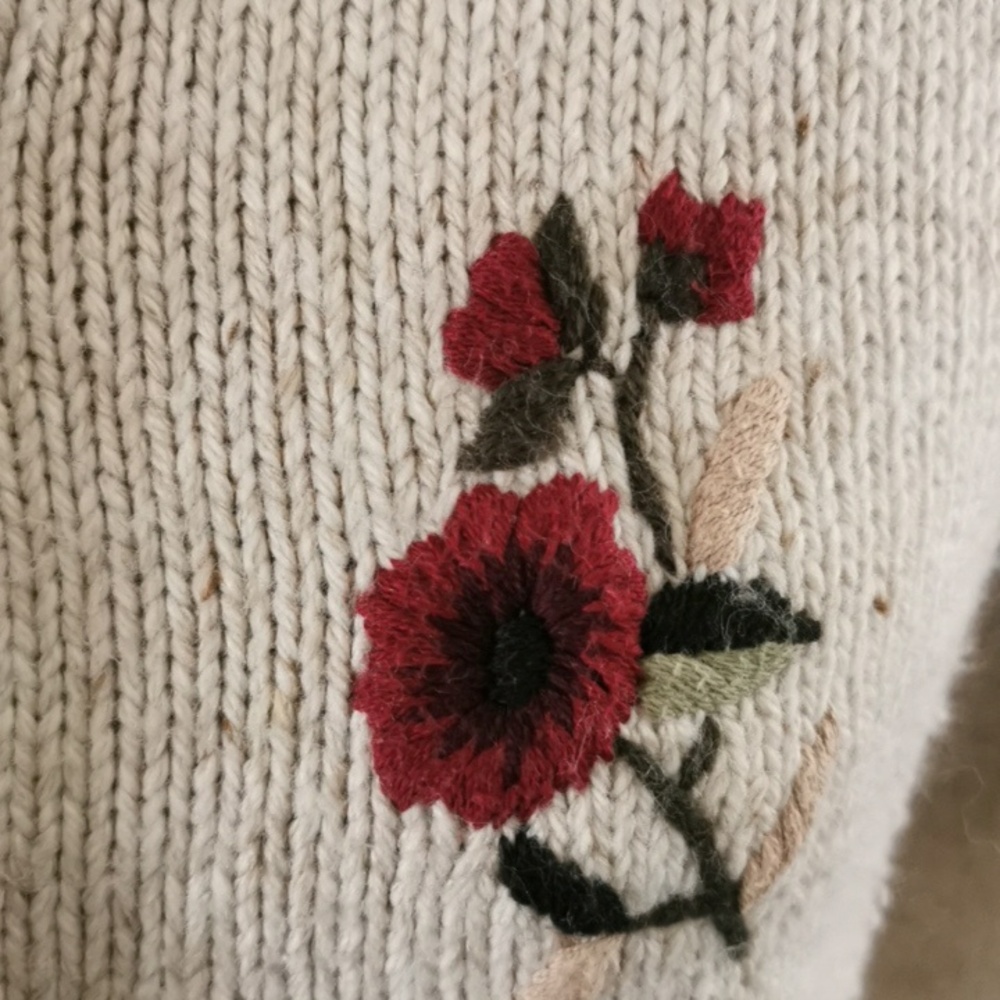 Vintage embroidered floral wool womens grannycore, cottagecore cardigan. Size M - Picture 3 of 10